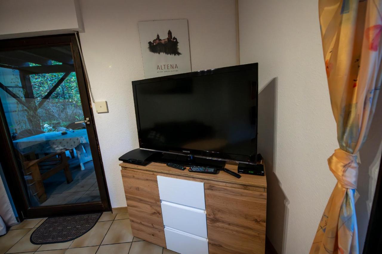 Schoene Ferienwohnung In Ruhiger Lage Altena Zewnętrze zdjęcie